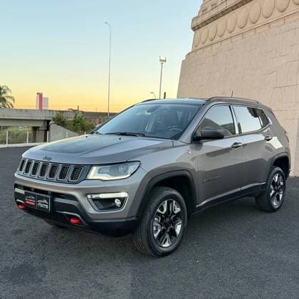 Carro 2.0 16V DIESEL TRAILHAWK 4X4 AUTOMÁTICO