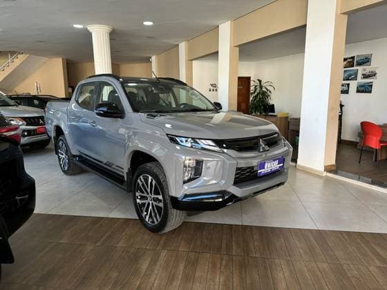 Carro 2.4 16V TURBO DIESEL SPORT HPE-S URBAN CD 4P 4X4 AUTOMÁTICO