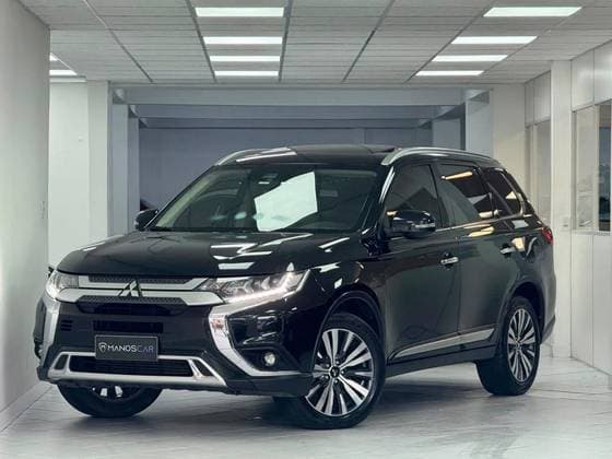 Carro 2.2 MIVEC DI-D DIESEL HPE-S AWD AUTOMÁTICO