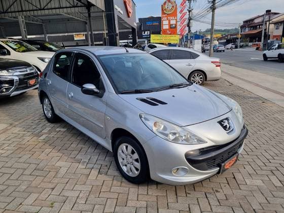 Carro 1.4 XR 8V FLEX 4P MANUAL