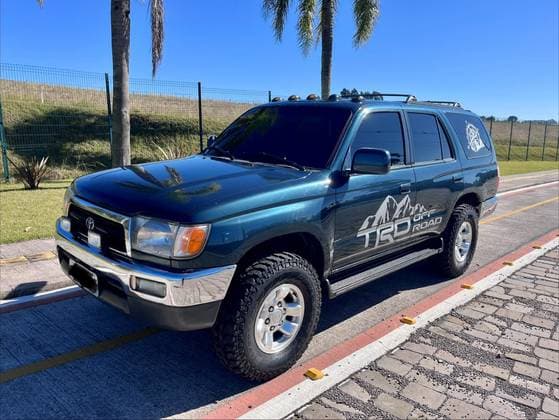 Carro 3.0 4X4 8V TURBO DIESEL 4P MANUAL