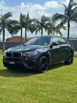 Carro 4.4 M 4X4 COUPÉ V8 32V BI-TURBO GASOLINA 4P AUTOMÁTICO