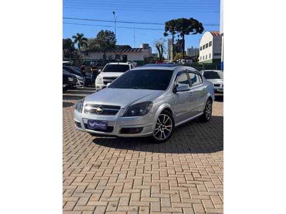 Carro 2.4 MPFI ELITE 16V FLEX 4P AUTOMÁTICO