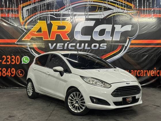 Carro 1.6 TITANIUM HATCH 16V FLEX 4P POWERSHIFT