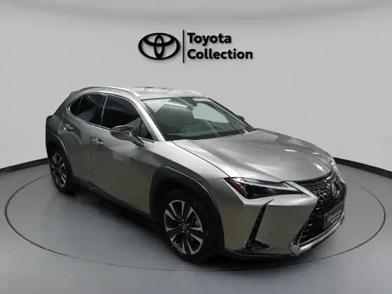 Carro 2.0 VVT-I HYBRID DYNAMIC CVT
