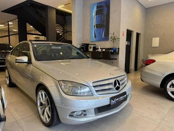 Carro 3.0 AVANTGARDE V6 24V GASOLINA 4P AUTOMÁTICO