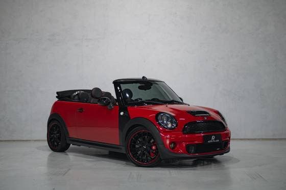 Carro 1.6 CABRIO 16V 211CV GASOLINA 2P MANUAL