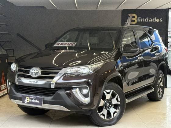 Carro 2.8 SRX DIAMOND 4X4 7 LUGARES 16V TURBO INTERCOOLER DIESEL 4P AUTOMÁTICO