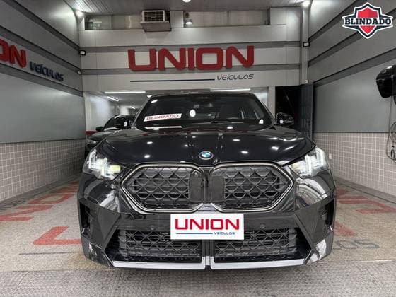 Carro 2.0 TURBO GASOLINA XDRIVE M35i STEPTRONIC