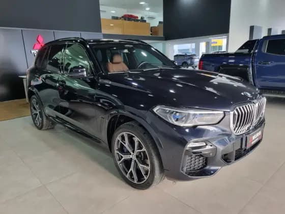 Carro 3.0 I6 TURBO HÍBRIDO XDRIVE45E M SPORT AUTOMÁTICO