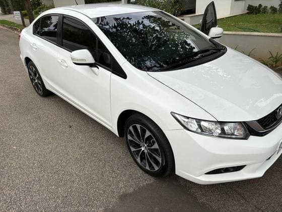 Carro 2.0 LXR 16V FLEX 4P AUTOMÁTICO