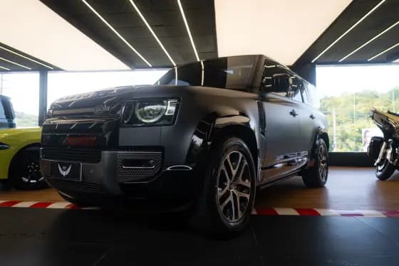 Carro 3.0 D300 TURBO DIESEL MHEV 130 X AWD AUTOMÁTICO