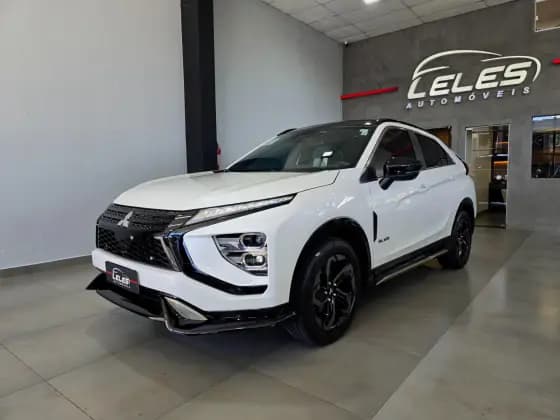 Carro 1.5 MIVEC TURBO GASOLINA HPE-S BLACK S-AWC CVT