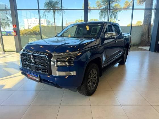 Carro 2.4 BITURBO DIESEL CD HPE 4X4 AUTOMÁTICO