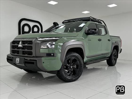 Carro 2.4 BITURBO DIESEL CD SAVANA 4X4 AUTOMÁTICO