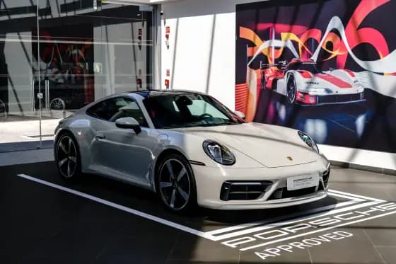 Carro 3.0 24V H6 GASOLINA CARRERA PDK