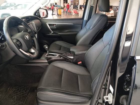 Carro 2.8 D-4D TURBO DIESEL SRX 4X4 AUTOMÁTICO
