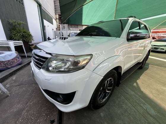 Carro 3.0 SRV 4X4 16V TURBO INTERCOOLER DIESEL 4P AUTOMÁTICO