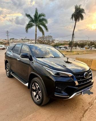 Carro 2.8 D-4D TURBO DIESEL SRX 7L 4X4 AUTOMÁTICO