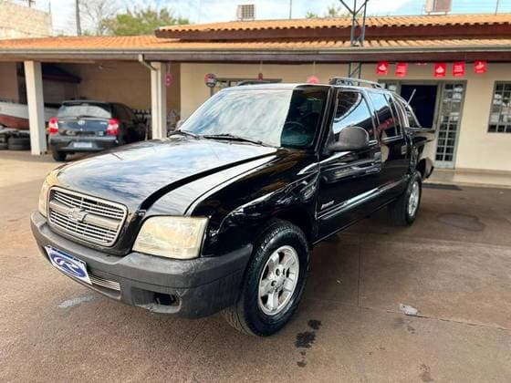 Carro 2.4 ADVANTAGE 4X2 CD 8V FLEX 4P MANUAL