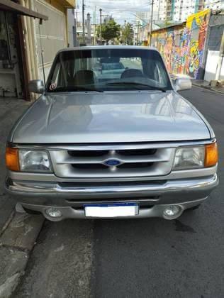 Carro 4.0 STX 4X2 CE V6 12V GASOLINA 2P MANUAL