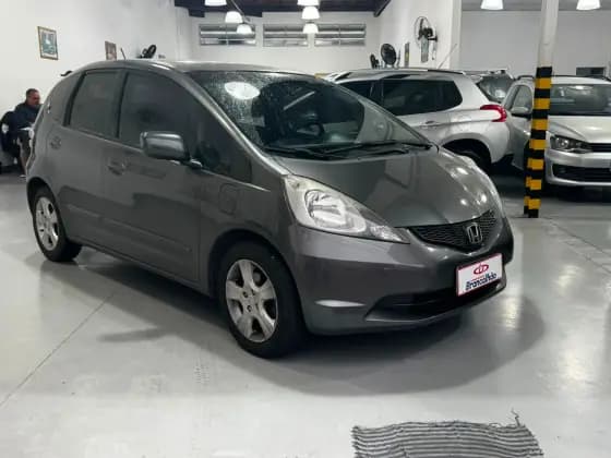Carro 1.4 LX 16V FLEX 4P AUTOMÁTICO