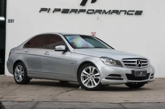Carro 1.8 CGI AVANTGARDE 16V GASOLINA 4P AUTOMÁTICO