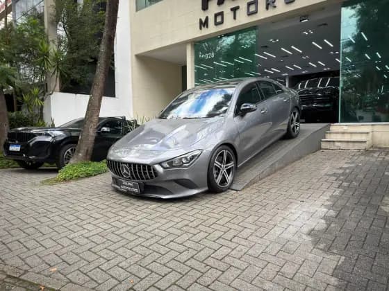Carro 2.0 CGI GASOLINA 7G-DCT