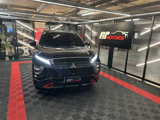 Carro 1.5 MIVEC TURBO GASOLINA HPE BLACK CVT