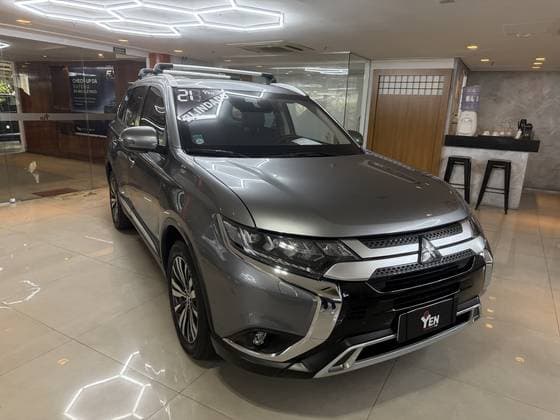 Carro 3.0 MIVEC V6 GASOLINA HPE-S AWD AUTOMÁTICO