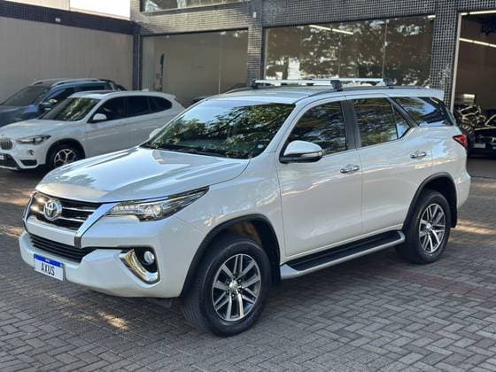 Carro 4.0 SRX 4X4 7 LUGARES V6 24V GASOLINA 4P AUTOMÁTICO
