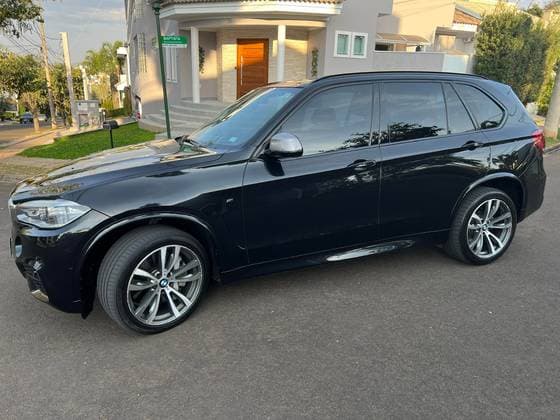 Carro 3.0 4X4 M50D I6 TURBO DIESEL 4P AUTOMÁTICO