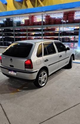 Carro 1.0 MI 16V GASOLINA 4P MANUAL G.III