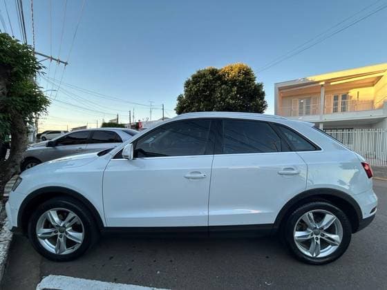Carro 1.4 TFSI AMBIENTE FLEX 4P S TRONIC
