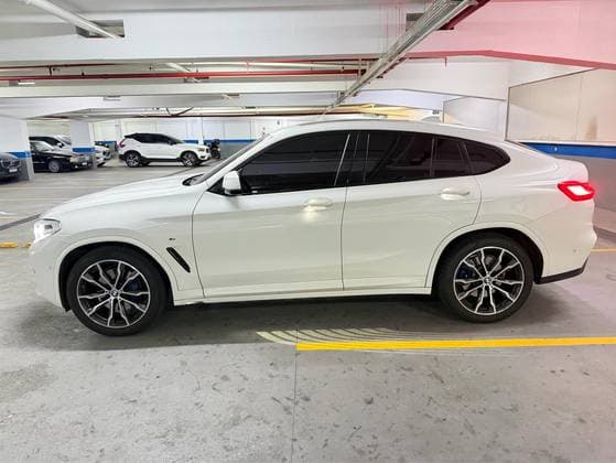 Carro 2.0 16V GASOLINA XDRIVE30I M SPORT STEPTRONIC