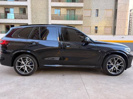 Carro 3.0 I6 TURBO HÍBRIDO XDRIVE45E M SPORT AUTOMÁTICO