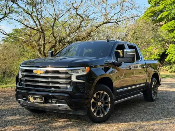Carro 5.3 V8 GASOLINA 1500 HIGH COUNTRY 4X4 AUTOMÁTICO