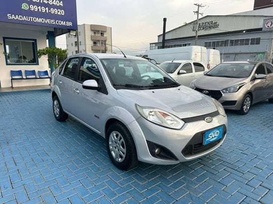 Carro 1.6 MPI SEDAN 8V FLEX 4P MANUAL