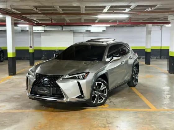 Carro 2.0 VVT-I HYBRID LUXURY CVT