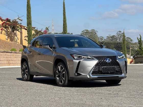 Carro 2.0 VVT-I HYBRID DYNAMIC CVT