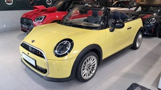 Carro 2.0 16V TWINPOWER GASOLINA S CABRIO STEPTRONIC