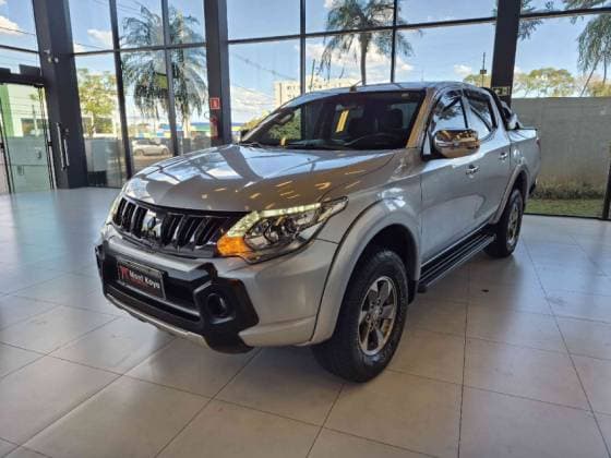 Carro 2.4 16V TURBO DIESEL SPORT HPE CD 4P 4X4 AUTOMÁTICO
