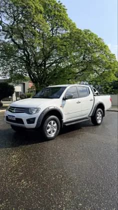 Carro 3.2 HPE 4X4 CD 16V TURBO INTERCOOLER DIESEL 4P MANUAL