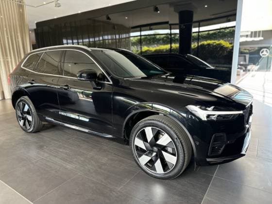 Carro 2.0 T8 RECHARGE ULTIMATE DARK AWD GEARTRONIC
