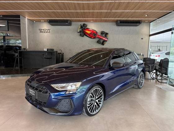 Carro 2.0 40 TFSI GASOLINA SPORTBACK PERFORMANCE BLACK S-TRONIC