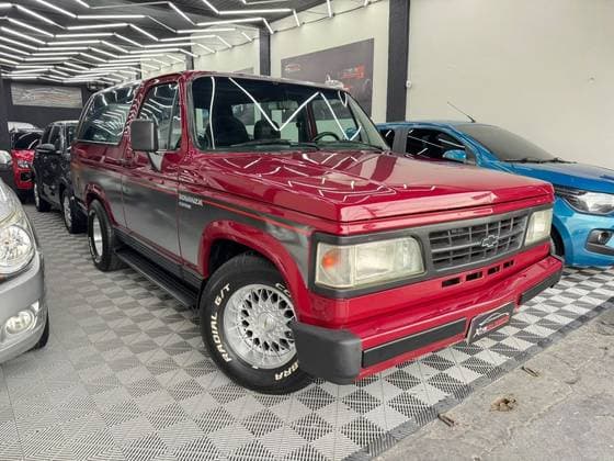 Carro 4.0 CUSTOM S 8V DIESEL 2P MANUAL