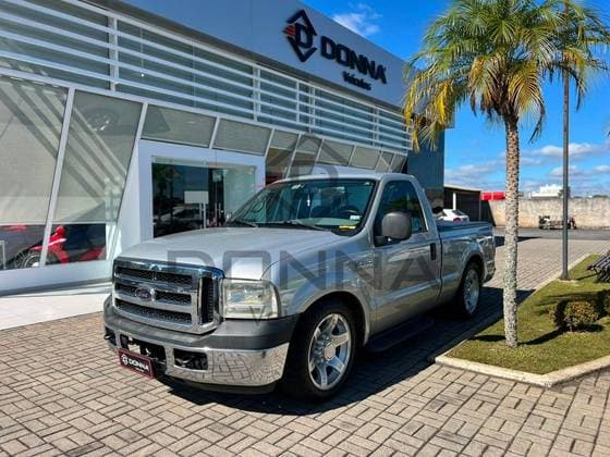 Carro 3.9 XLT 4X2 CS DIESEL 2P MANUAL