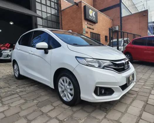 Carro 1.5 LX 16V FLEX 4P AUTOMÁTICO
