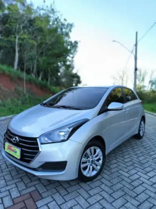 Carro 1.6 COMFORT PLUS 16V FLEX 4P MANUAL