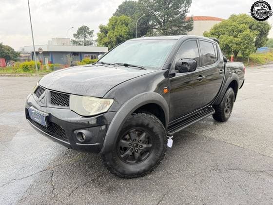 Carro 3.2 HPE 4X4 CD 16V TURBO INTERCOOLER DIESEL 4P AUTOMÁTICO